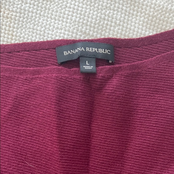 Banana Republic Deep Red Knit Top -size Large - Picture 2 of 4